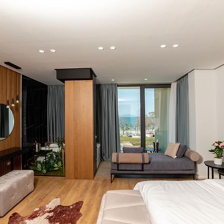 Ames Hotel & Spa Vlore Bagian luar foto