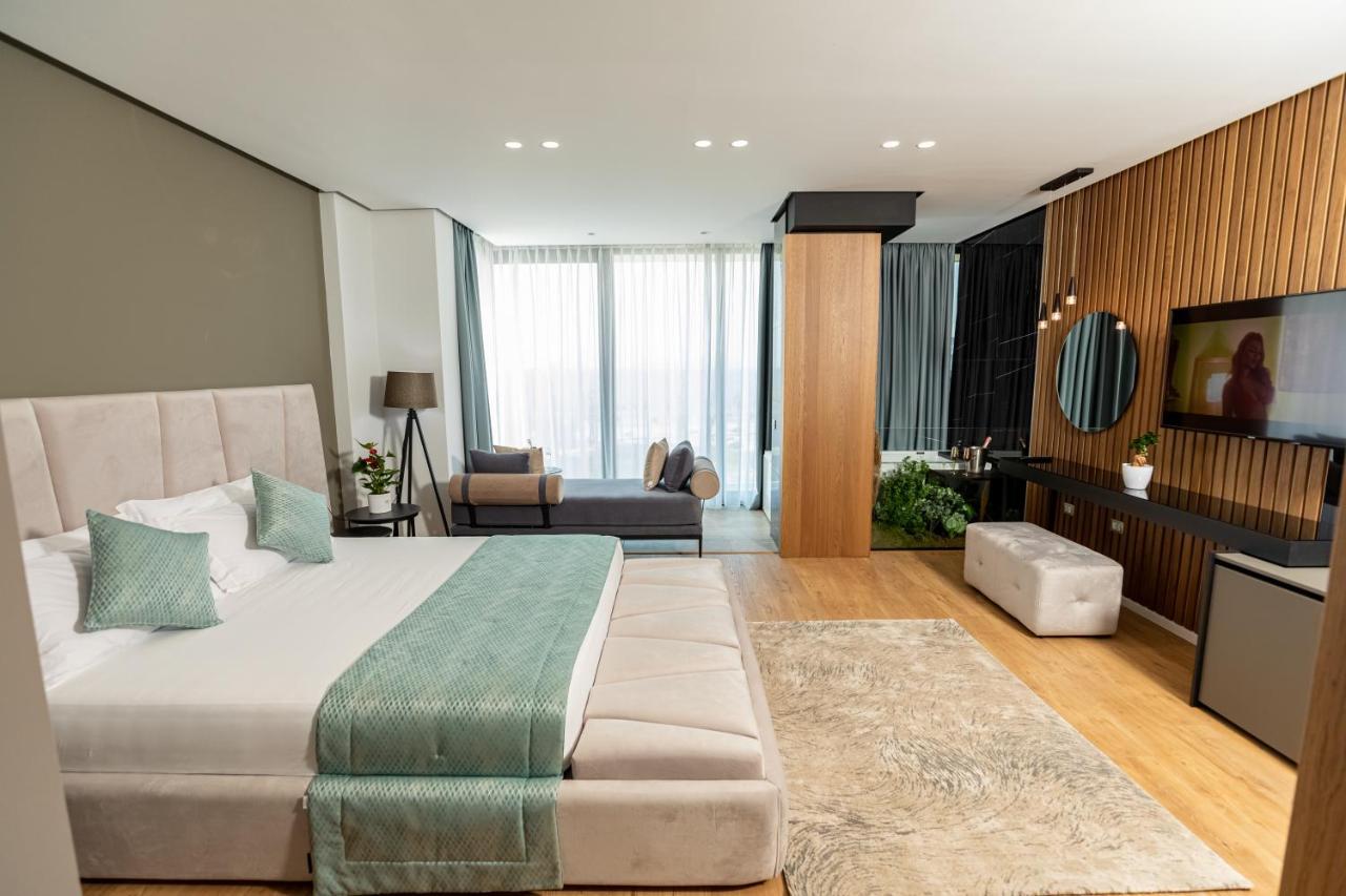 Ames Hotel & Spa Vlore Bagian luar foto