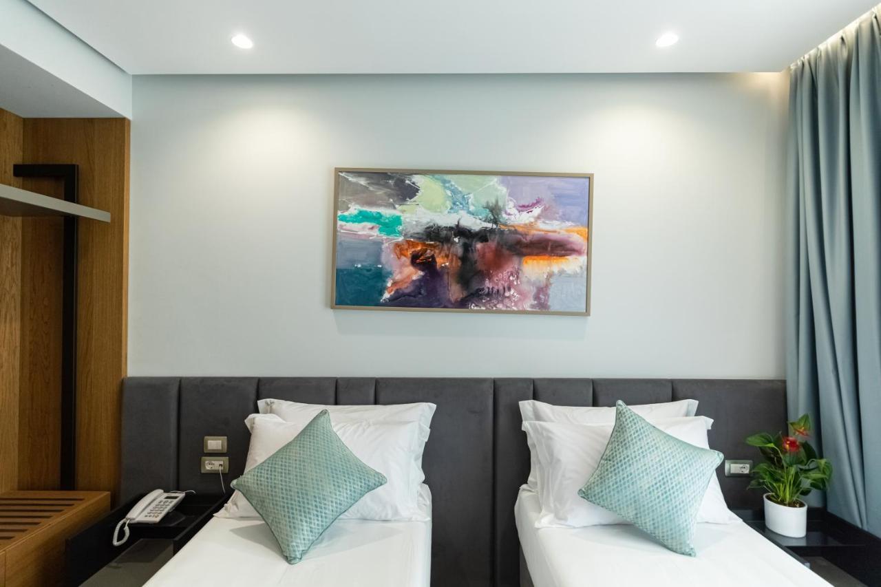 Ames Hotel & Spa Vlore Bagian luar foto