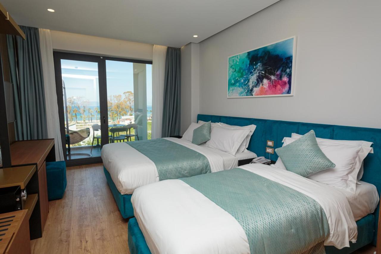Ames Hotel & Spa Vlore Bagian luar foto